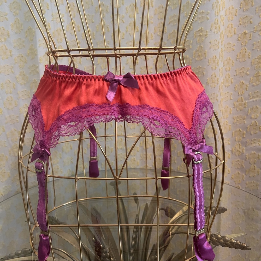 Agent Provocateur Molly Suspender Belt